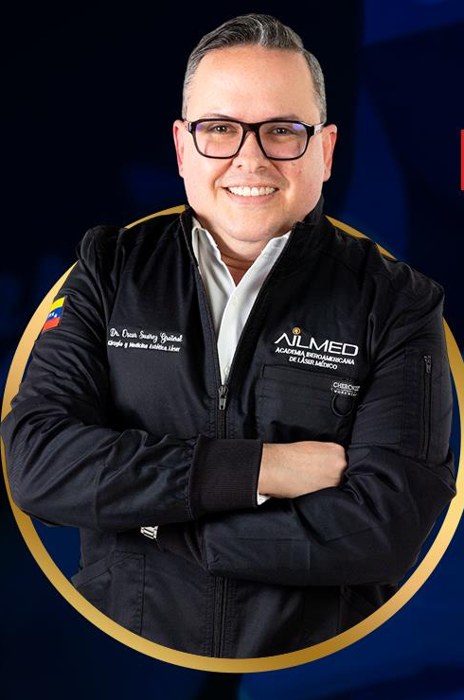 Dr. Oscar Suárez